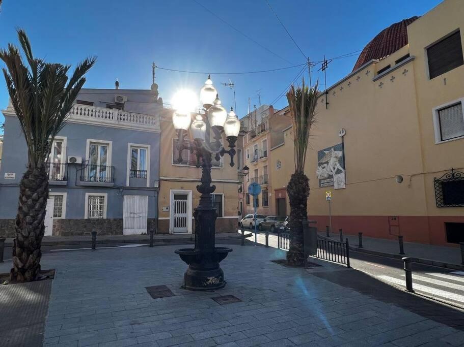 Great Apartment Close To Plaza De Torres Alicante Exterior foto